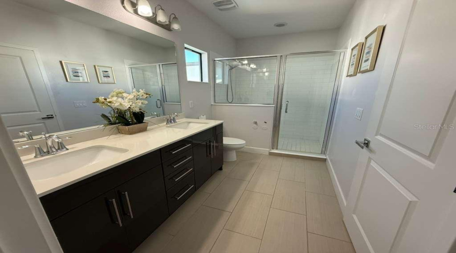 Davenport, Florida 33896, 5 Bedroom Bedrooms, ,4 Bathroombathrooms,Residential,For Sale,Villa Domani,0,Mfrtb8549777