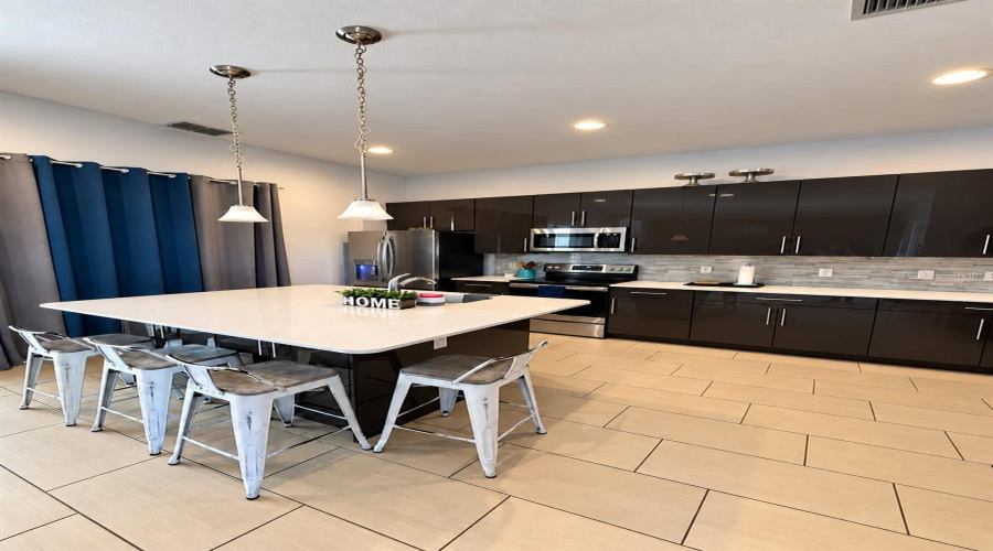 Davenport, Florida 33896, 5 Bedroom Bedrooms, ,4 Bathroombathrooms,Residential,For Sale,Villa Domani,0,Mfrtb8549777
