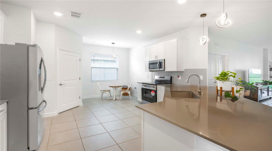 Davenport, Florida 33837, 4 Bedroom Bedrooms, ,2 Bathroombathrooms,Residential,For Sale,Waltham Forest,0,Mfro6443228