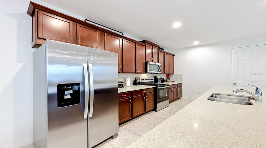 Kissimmee, Florida 34747, 6 Bedroom Bedrooms, ,4 Bathroombathrooms,Residential,For Sale,Amelia Downs,0,Mfro6443229