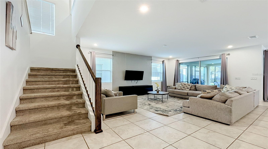Kissimmee, Florida 34747, 6 Bedroom Bedrooms, ,4 Bathroombathrooms,Residential,For Sale,Amelia Downs,0,Mfro6443229