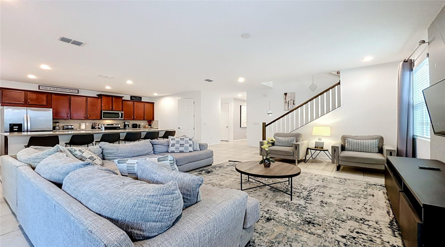 Kissimmee, Florida 34747, 6 Bedroom Bedrooms, ,4 Bathroombathrooms,Residential,For Sale,Amelia Downs,0,Mfro6443229