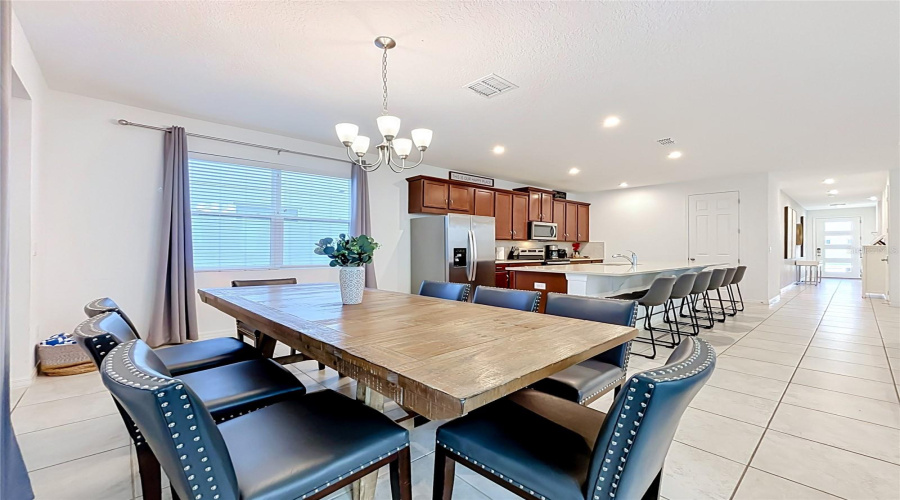 Kissimmee, Florida 34747, 6 Bedroom Bedrooms, ,4 Bathroombathrooms,Residential,For Sale,Amelia Downs,0,Mfro6443229
