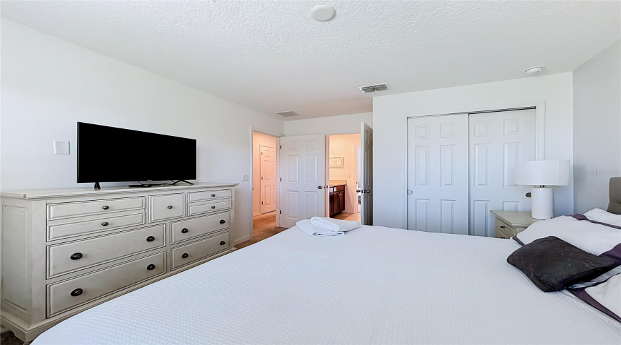Kissimmee, Florida 34747, 6 Bedroom Bedrooms, ,4 Bathroombathrooms,Residential,For Sale,Amelia Downs,0,Mfro6443229