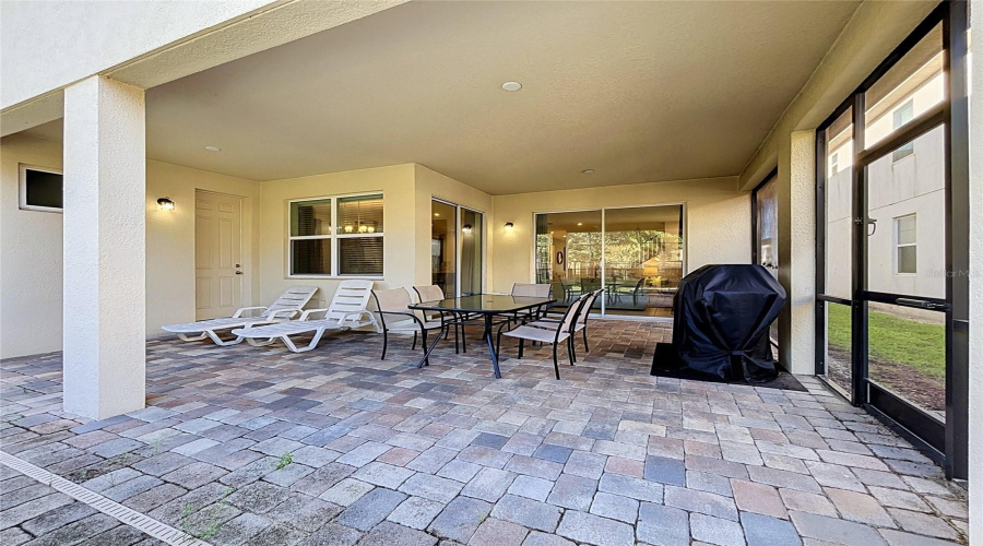 Kissimmee, Florida 34747, 6 Bedroom Bedrooms, ,4 Bathroombathrooms,Residential,For Sale,Amelia Downs,0,Mfro6443229