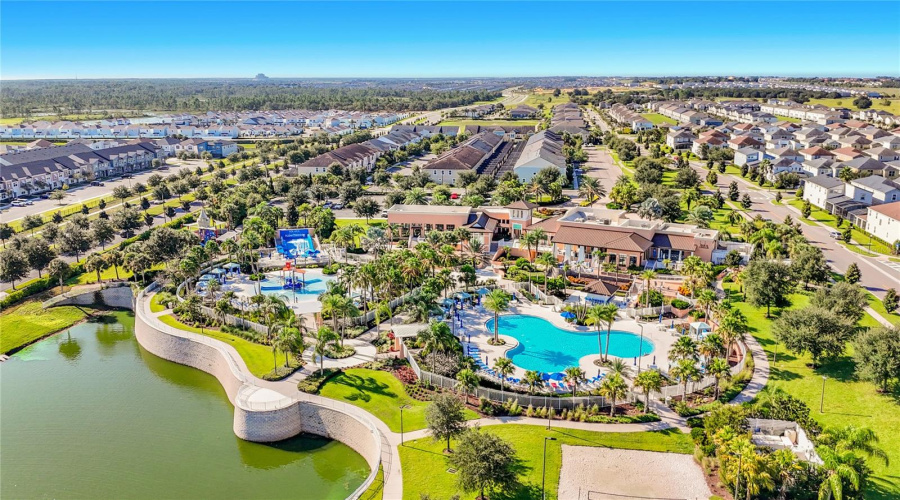 Kissimmee, Florida 34747, 6 Bedroom Bedrooms, ,4 Bathroombathrooms,Residential,For Sale,Amelia Downs,0,Mfro6443229
