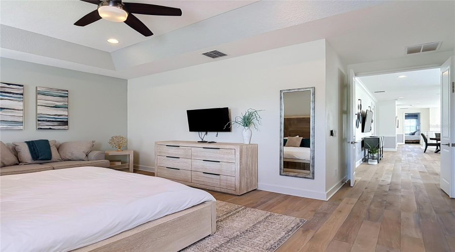 Kissimmee, Florida 34747, 6 Bedroom Bedrooms, ,7 Bathroombathrooms,Residential,For Sale,Fairview,0,Mfro6440334