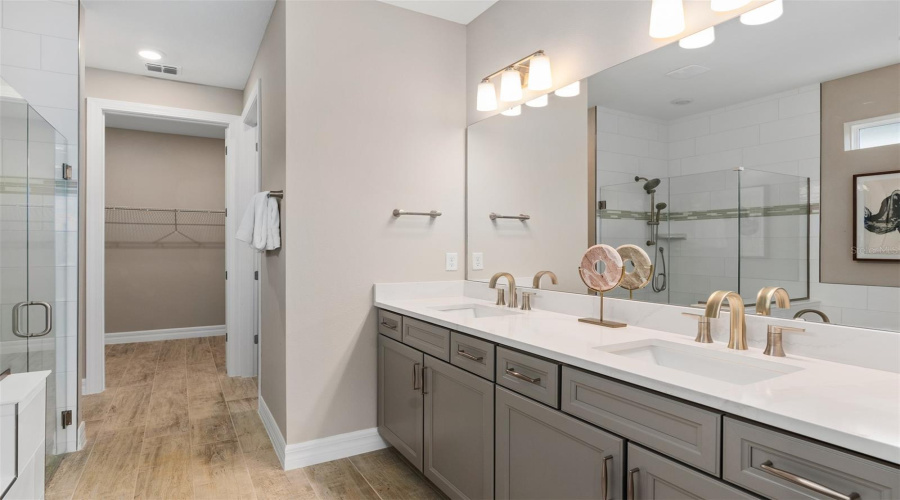 Model Home Design Only. Pictures And Furnishings Are For Illustrative Purposes Only. Elevations, Colors And Options May Vary. Furniture Is For Model Home Staging Only.