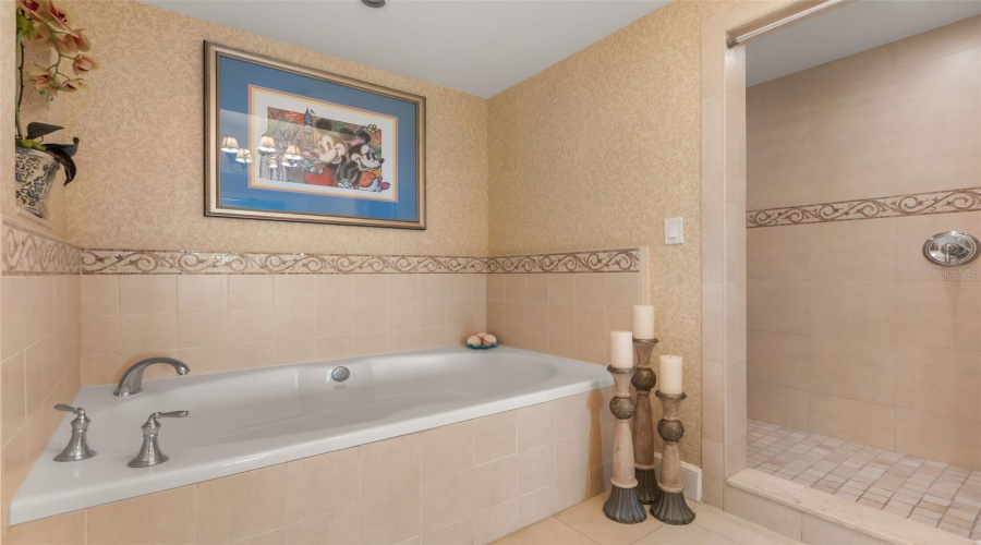 Kissimmee, Florida 34747, 2 Bedroom Bedrooms, ,2 Bathroombathrooms,Residential,For Sale,Gathering,0,Mfro6442851