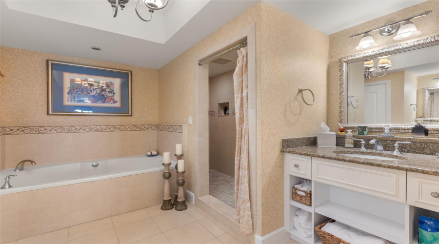 Kissimmee, Florida 34747, 2 Bedroom Bedrooms, ,2 Bathroombathrooms,Residential,For Sale,Gathering,0,Mfro6442851