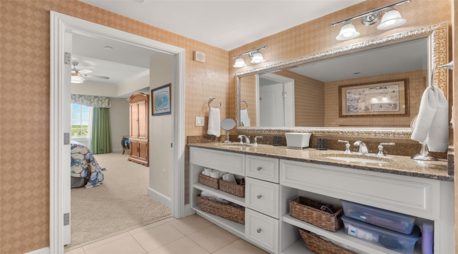 Kissimmee, Florida 34747, 2 Bedroom Bedrooms, ,2 Bathroombathrooms,Residential,For Sale,Gathering,0,Mfro6442851