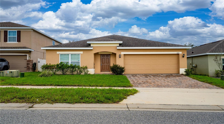 Davenport, Florida 33897, 4 Bedroom Bedrooms, ,2 Bathroombathrooms,Residential,For Sale,Ogelthorpe,0,Mfro6442931