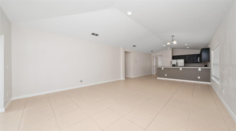 Davenport, Florida 33897, 4 Bedroom Bedrooms, ,2 Bathroombathrooms,Residential,For Sale,Ogelthorpe,0,Mfro6442931