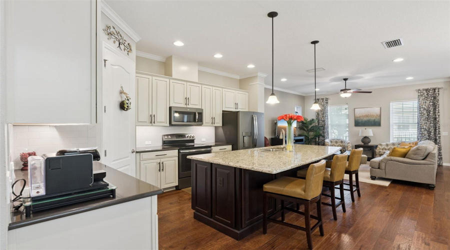 Celebration, Florida 34747, 4 Bedroom Bedrooms, ,2 Bathroombathrooms,Residential,For Sale,Resolute,0,Mfro6432533