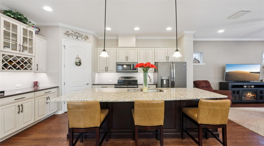 Celebration, Florida 34747, 4 Bedroom Bedrooms, ,2 Bathroombathrooms,Residential,For Sale,Resolute,0,Mfro6432533
