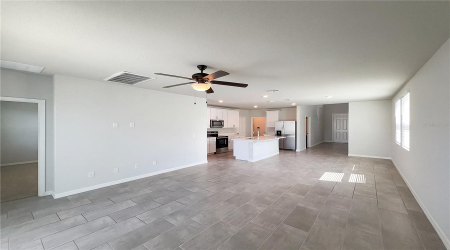 Davenport, Florida 33897, 4 Bedroom Bedrooms, ,2 Bathroombathrooms,Residential,For Sale,Bella Vista,0,Mfro6389378