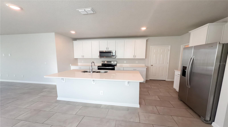 Davenport, Florida 33897, 4 Bedroom Bedrooms, ,2 Bathroombathrooms,Residential,For Sale,Bella Vista,0,Mfro6389378