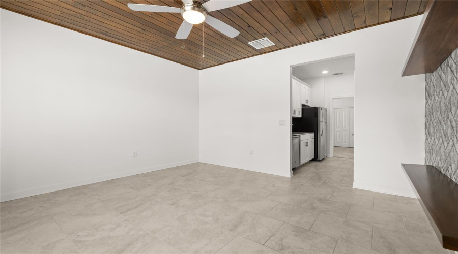 Davenport, Florida 33837, 4 Bedroom Bedrooms, ,3 Bathroombathrooms,Residential,For Sale,Preston,0,Mfrs5157486