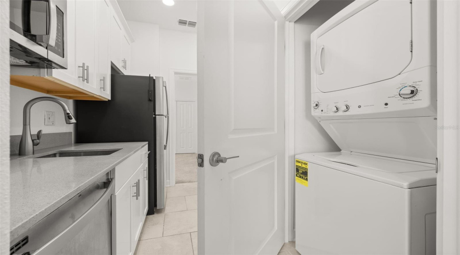 Davenport, Florida 33837, 4 Bedroom Bedrooms, ,3 Bathroombathrooms,Residential,For Sale,Preston,0,Mfrs5157486