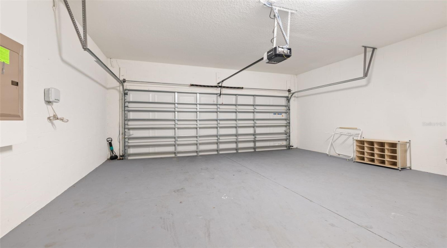 Davenport, Florida 33837, 4 Bedroom Bedrooms, ,3 Bathroombathrooms,Residential,For Sale,Preston,0,Mfrs5157486