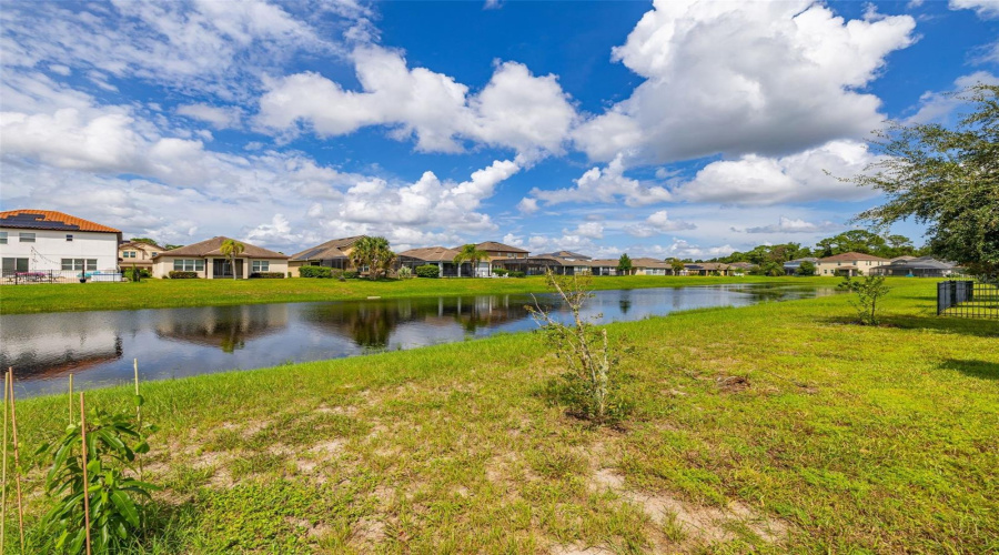 Davenport, Florida 33837, 4 Bedroom Bedrooms, ,3 Bathroombathrooms,Residential,For Sale,Preston,0,Mfrs5157486