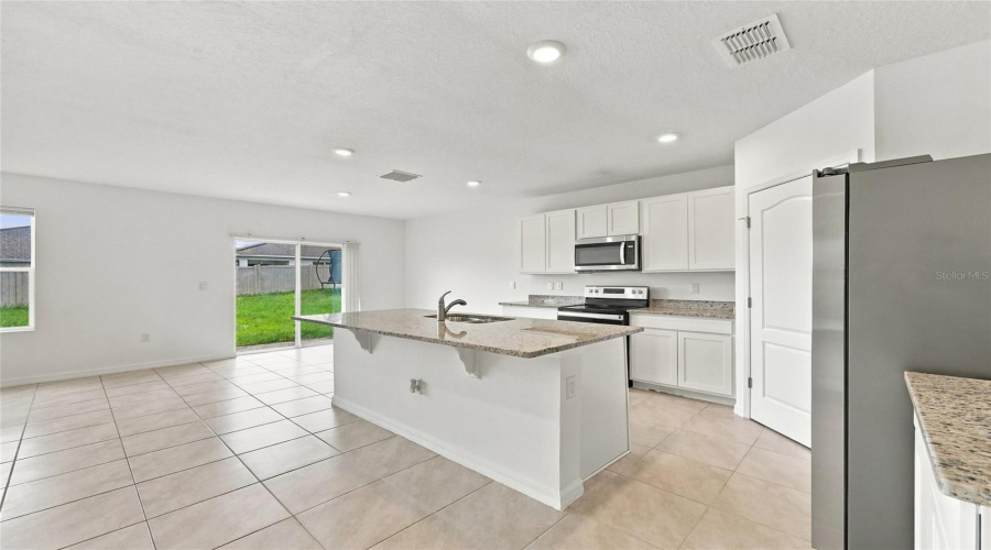 Davenport, Florida 33837, 5 Bedroom Bedrooms, ,3 Bathroombathrooms,Residential,For Sale,Buckeye,0,Mfro6443364