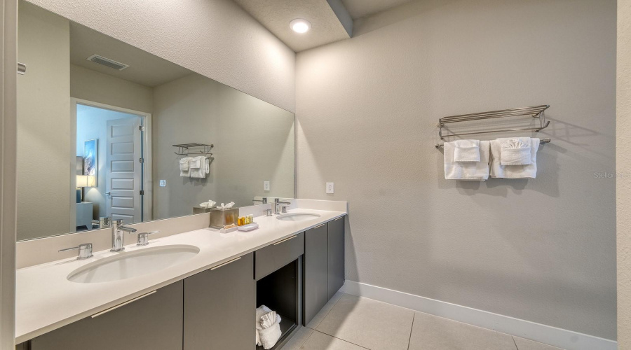 Kissimmee, Florida 34747, 3 Bedroom Bedrooms, ,2 Bathroombathrooms,Residential,For Sale,Sandy Ridge,0,Mfro6443351