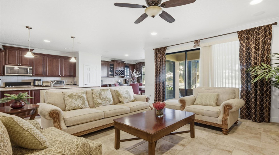 Davenport, Florida 33837, 4 Bedroom Bedrooms, ,4 Bathroombathrooms,Residential,For Sale,La Cresta,0,Mfrs5157915