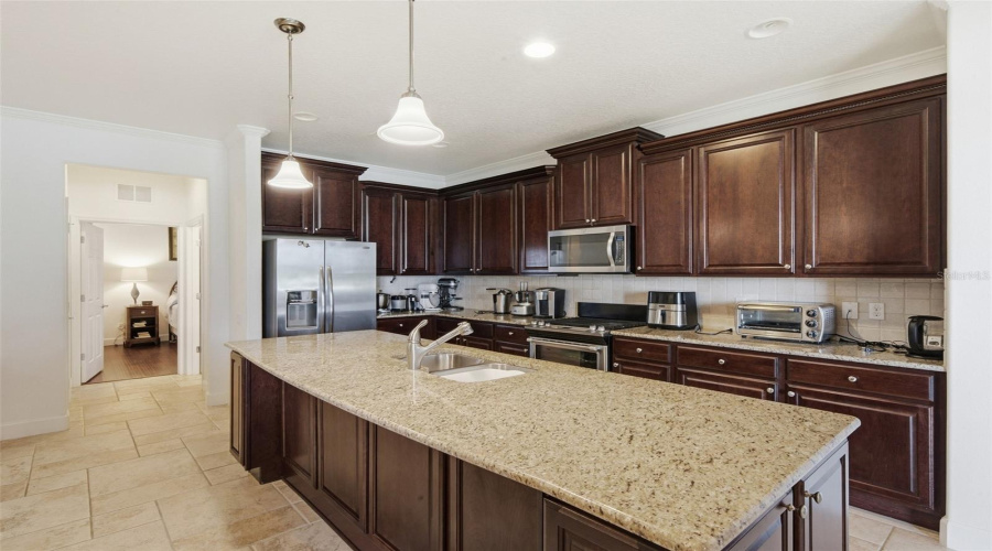 Davenport, Florida 33837, 4 Bedroom Bedrooms, ,4 Bathroombathrooms,Residential,For Sale,La Cresta,0,Mfrs5157915