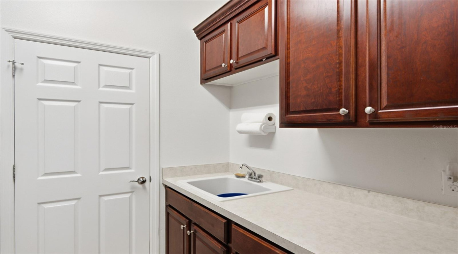 Davenport, Florida 33837, 4 Bedroom Bedrooms, ,4 Bathroombathrooms,Residential,For Sale,La Cresta,0,Mfrs5157915