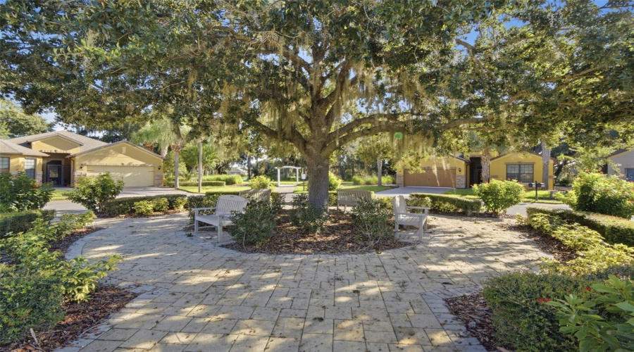 Davenport, Florida 33837, 4 Bedroom Bedrooms, ,4 Bathroombathrooms,Residential,For Sale,La Cresta,0,Mfrs5157915