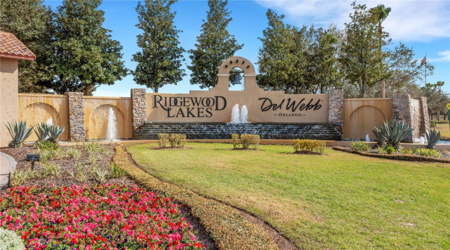 Davenport, Florida 33837, 4 Bedroom Bedrooms, ,4 Bathroombathrooms,Residential,For Sale,La Cresta,0,Mfrs5157915