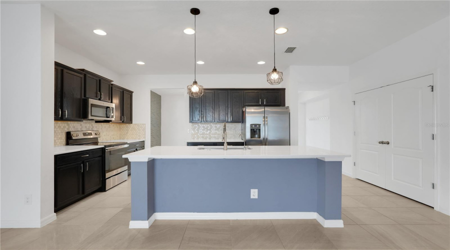 Davenport, Florida 33837, 3 Bedroom Bedrooms, ,2 Bathroombathrooms,Residential,For Sale,Benjamin,0,Mfro6442229