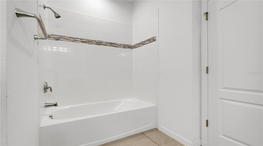 Davenport, Florida 33837, 3 Bedroom Bedrooms, ,2 Bathroombathrooms,Residential,For Sale,Benjamin,0,Mfro6442229