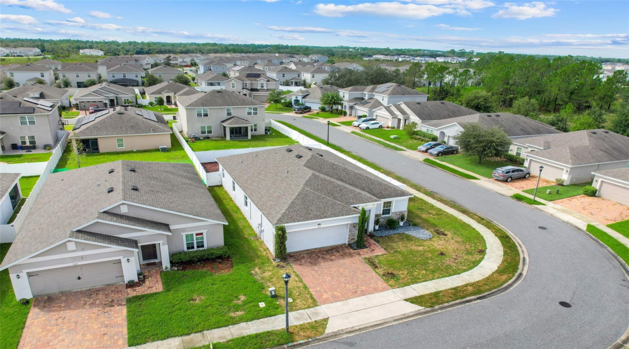 Davenport, Florida 33837, 3 Bedroom Bedrooms, ,2 Bathroombathrooms,Residential,For Sale,Benjamin,0,Mfro6442229