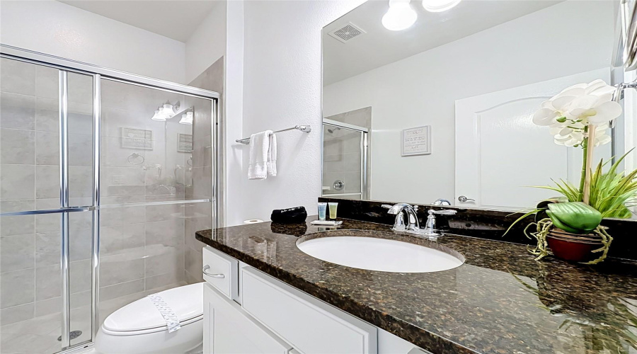 Kissimmee, Florida 34747, 8 Bedroom Bedrooms, ,6 Bathroombathrooms,Residential,For Sale,Qin,0,Mfro6443266