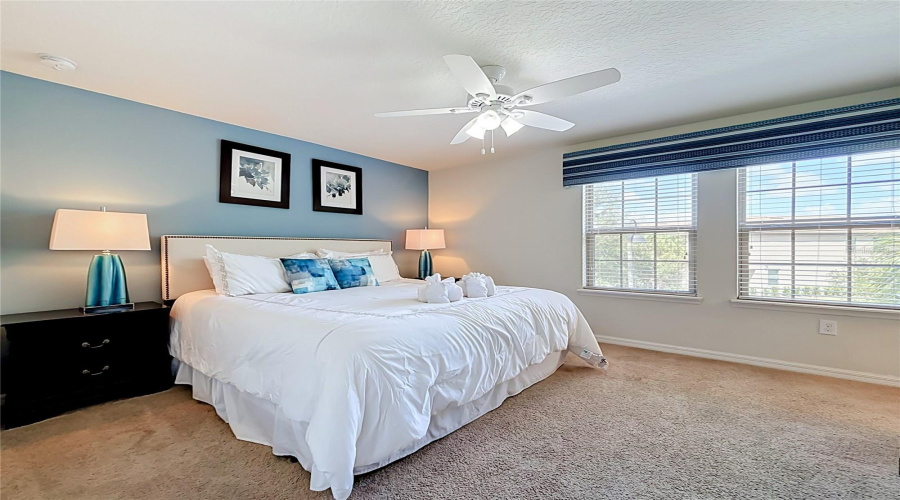 Kissimmee, Florida 34747, 8 Bedroom Bedrooms, ,6 Bathroombathrooms,Residential,For Sale,Qin,0,Mfro6443266