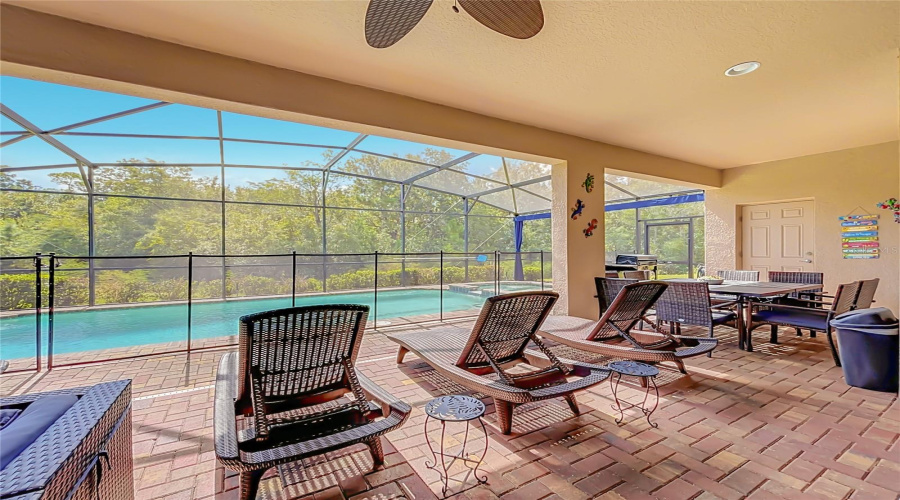 Kissimmee, Florida 34747, 8 Bedroom Bedrooms, ,6 Bathroombathrooms,Residential,For Sale,Qin,0,Mfro6443266