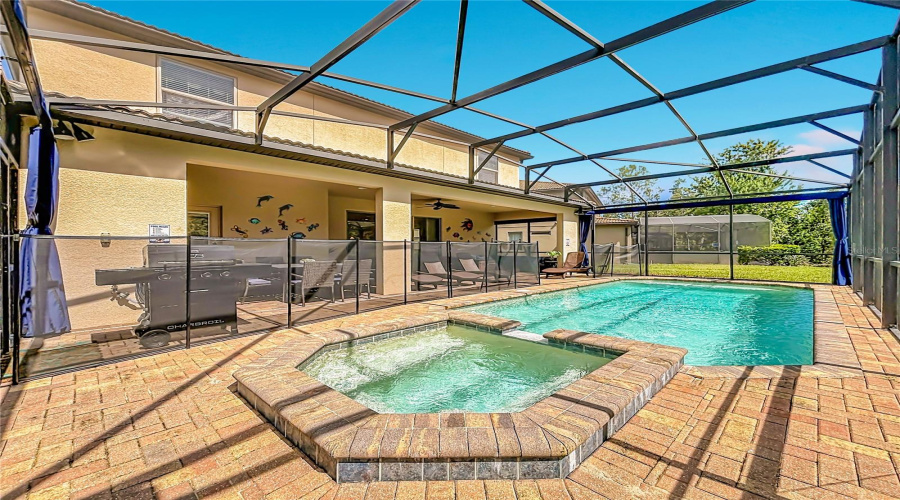Kissimmee, Florida 34747, 8 Bedroom Bedrooms, ,6 Bathroombathrooms,Residential,For Sale,Qin,0,Mfro6443266
