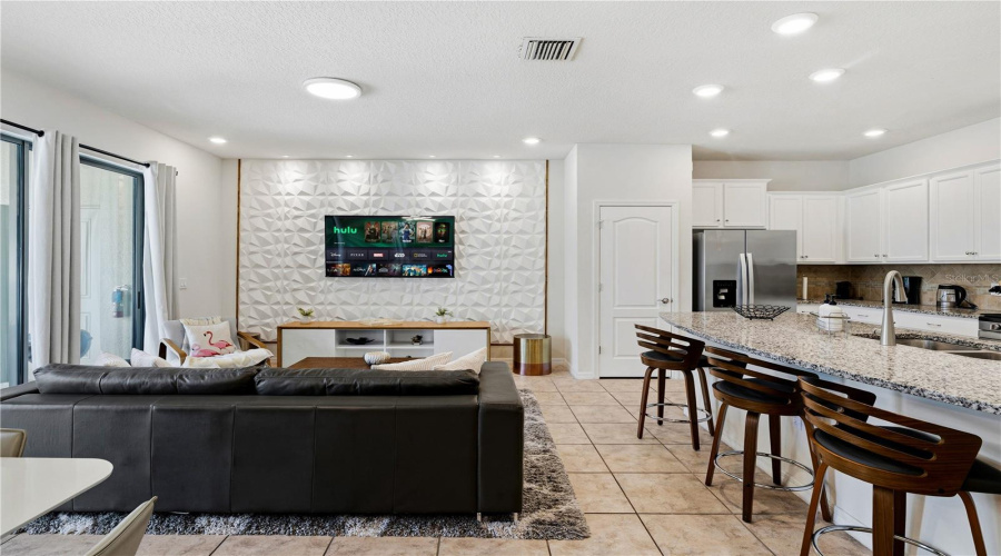 Davenport, Florida 33837, 5 Bedroom Bedrooms, ,4 Bathroombathrooms,Residential,For Sale,Terrasonesta,0,Mfro6443252