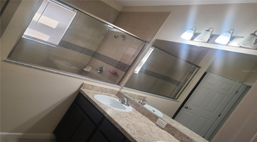 Davenport, Florida 33837, 5 Bedroom Bedrooms, ,3 Bathroombathrooms,Residential,For Sale,Boydfield Ln,0,Mfro6438087