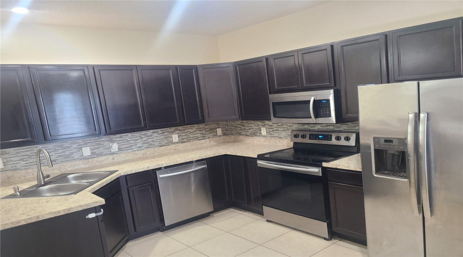 Davenport, Florida 33837, 5 Bedroom Bedrooms, ,3 Bathroombathrooms,Residential,For Sale,Boydfield Ln,0,Mfro6438087