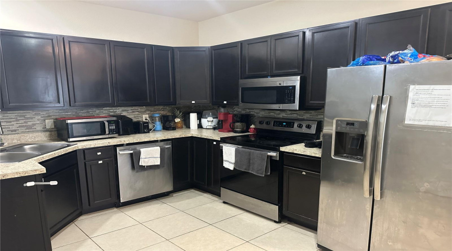 Davenport, Florida 33837, 5 Bedroom Bedrooms, ,3 Bathroombathrooms,Residential,For Sale,Boydfield Ln,0,Mfro6438087