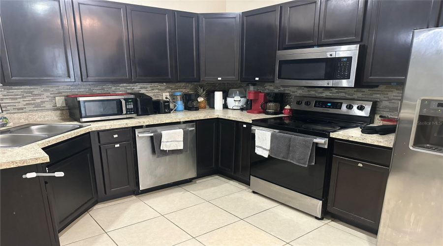 Davenport, Florida 33837, 5 Bedroom Bedrooms, ,3 Bathroombathrooms,Residential,For Sale,Boydfield Ln,0,Mfro6438087