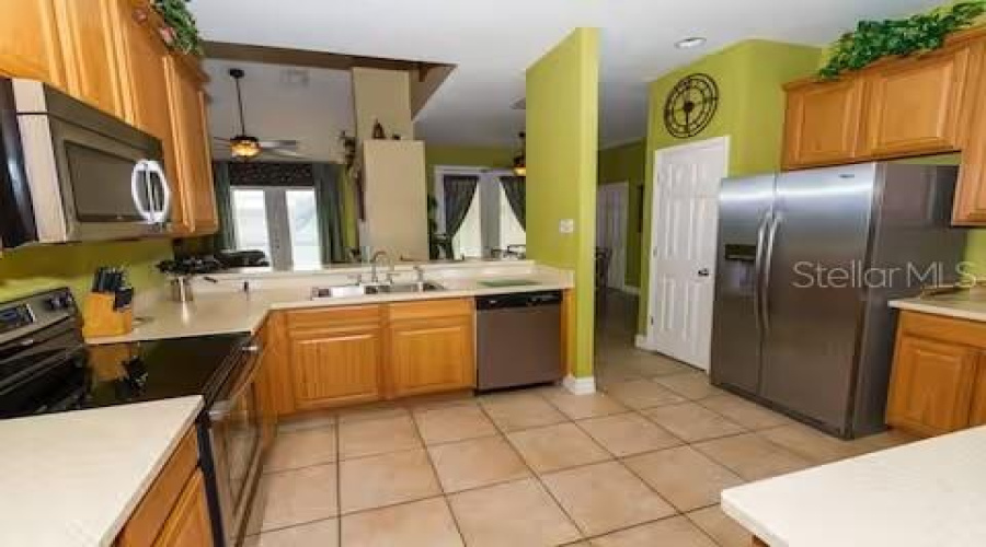 Kissimmee, Florida 34747, 8 Bedroom Bedrooms, ,7 Bathroombathrooms,Residential,For Sale,Formosa,0,Mfro6443432