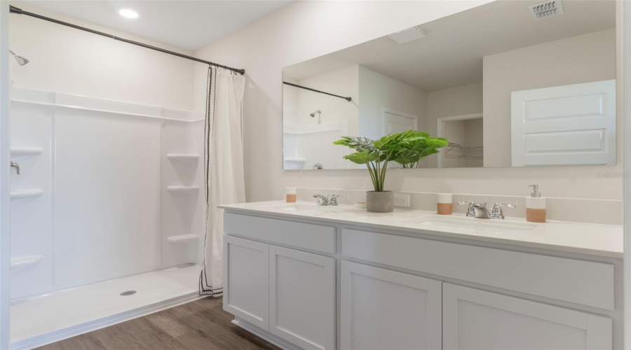 Davenport, Florida 33837, 4 Bedroom Bedrooms, ,2 Bathroombathrooms,Residential,For Sale,Mountain,0,Mfro6443836