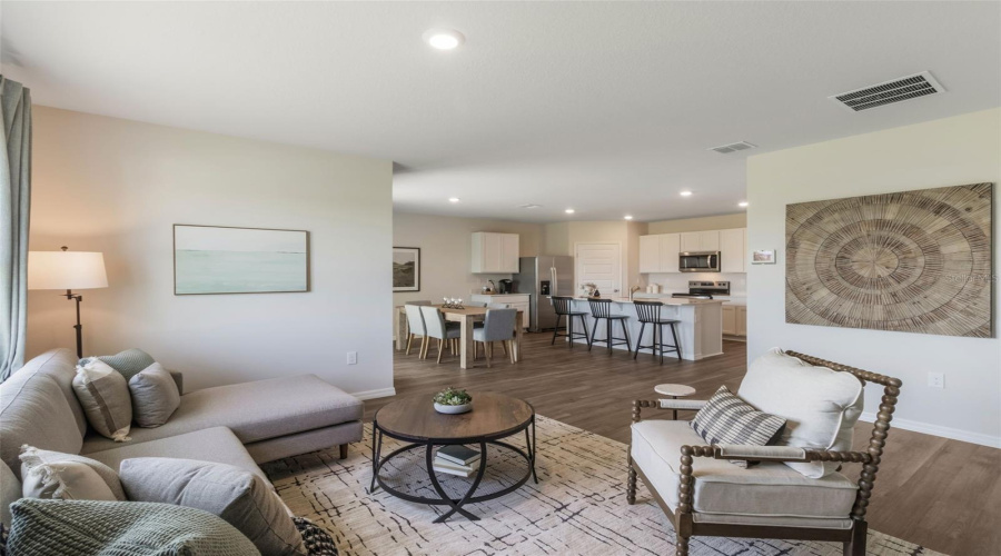 Davenport, Florida 33837, 4 Bedroom Bedrooms, ,2 Bathroombathrooms,Residential,For Sale,Mountain,0,Mfro6443836