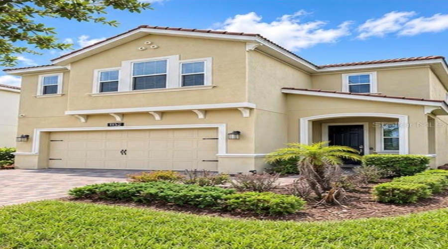 Davenport, Florida 33896, 4 Bedroom Bedrooms, ,2 Bathroombathrooms,Residential,For Sale,Trappers Trail,0,Mfro6443752