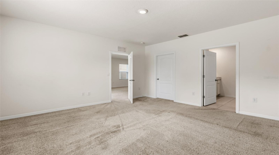 Davenport, Florida 33837, 3 Bedroom Bedrooms, ,2 Bathroombathrooms,Residential,For Sale,Gina,0,Mfrs5153928