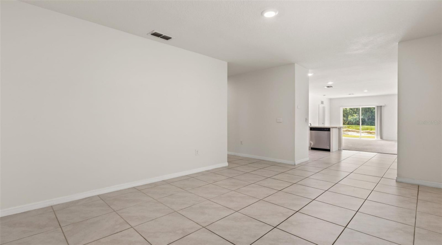 Davenport, Florida 33837, 3 Bedroom Bedrooms, ,2 Bathroombathrooms,Residential,For Sale,Gina,0,Mfrs5153928